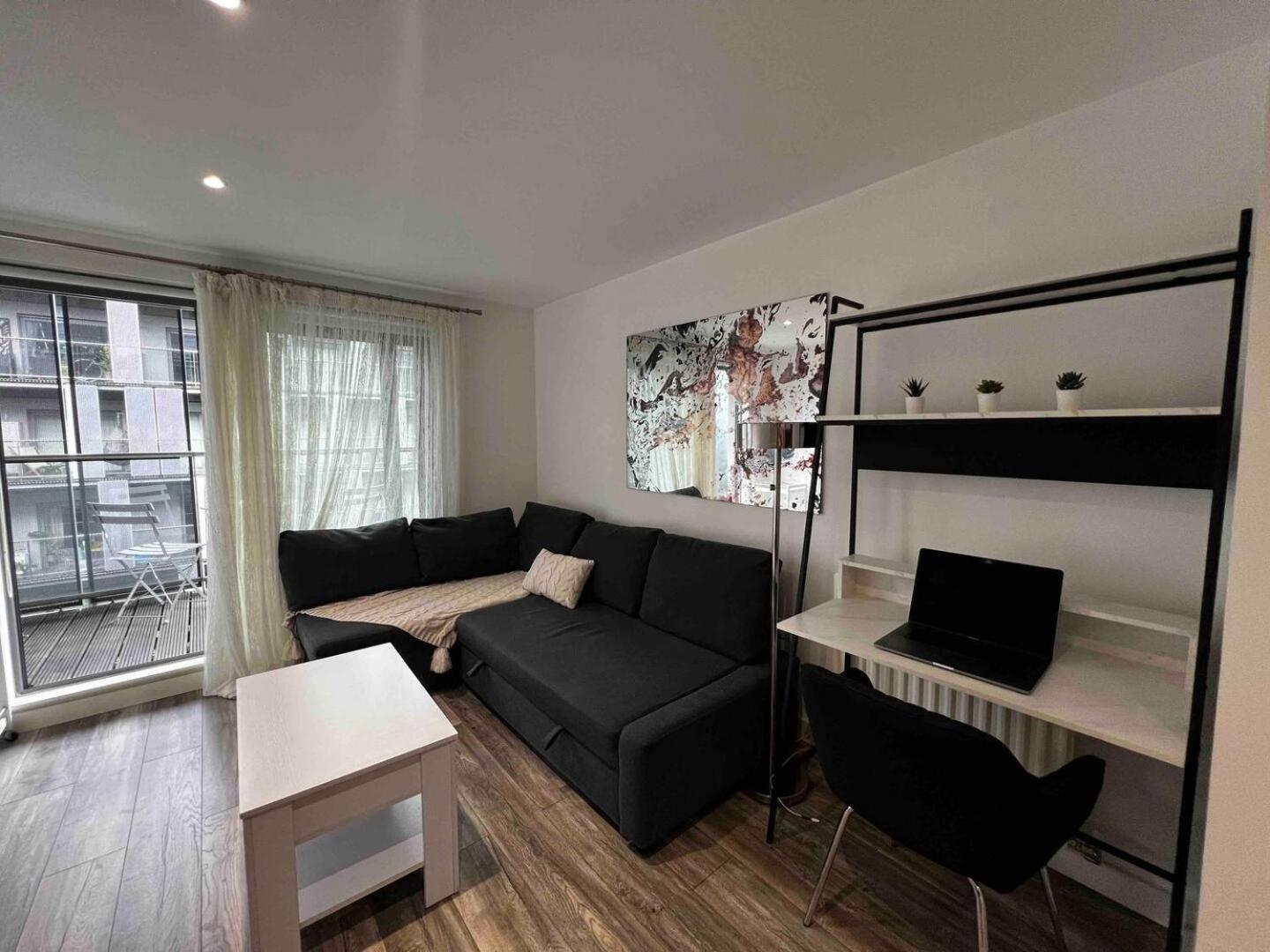 Stylish 1-Bed Flat With Sofa-Bed In London Daire Dış mekan fotoğraf